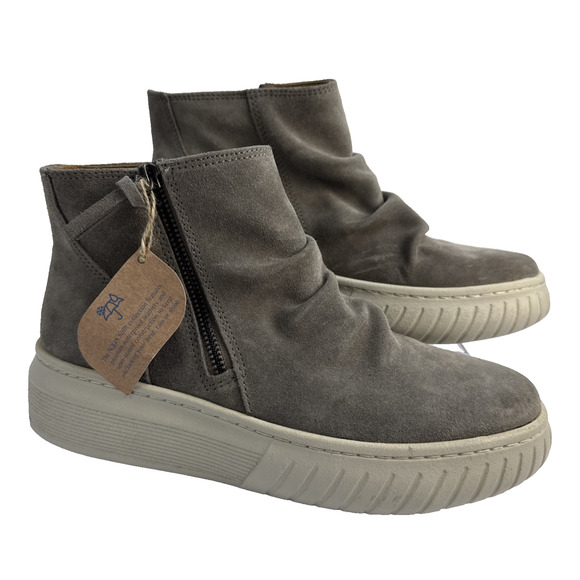 Sofft Shoes - Sofft Aqua‎ Portland Gray Suede Leather Boots Women’s Size 8.5 M Waterproof NWOB